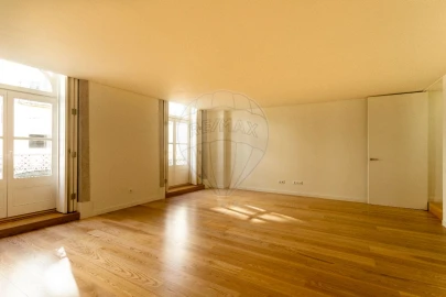Apartamento T2 para Venda em Misericórdia
