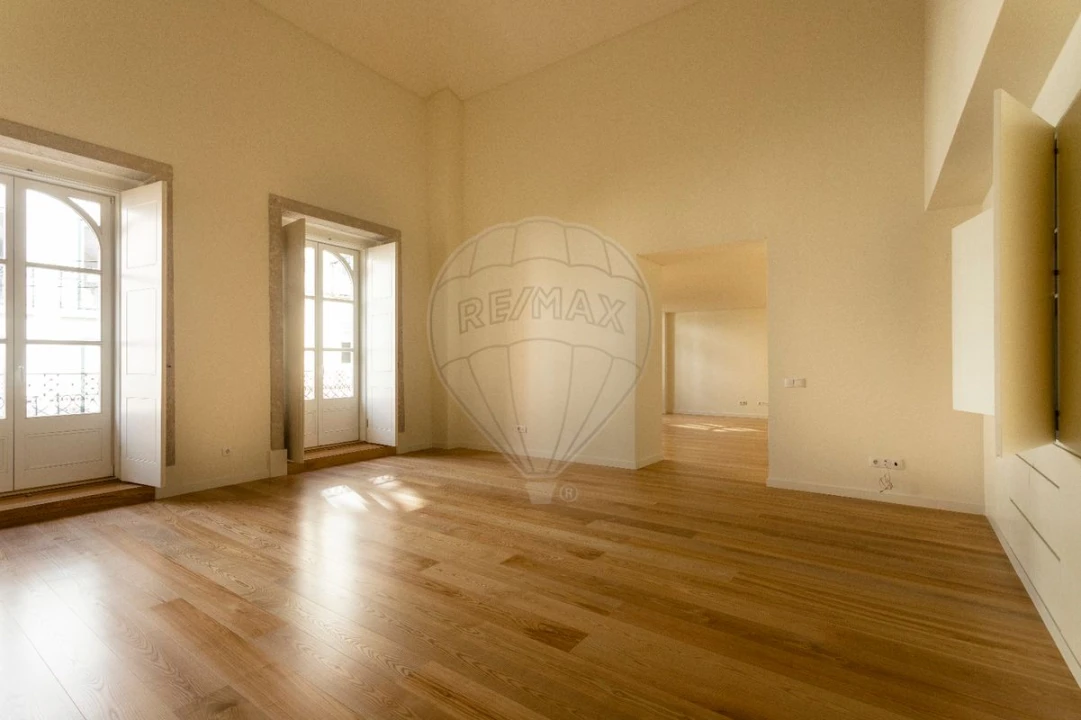 Apartamento T2 para Venda em Misericórdia Foto 21