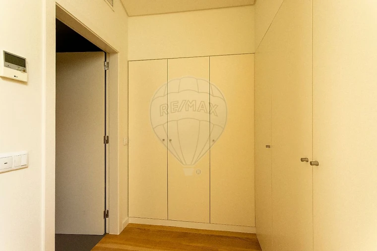 Apartamento T2 para Venda em Misericórdia Foto 14