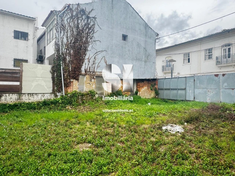 Terreno para Venda em Arcos e Mogofores Foto 1