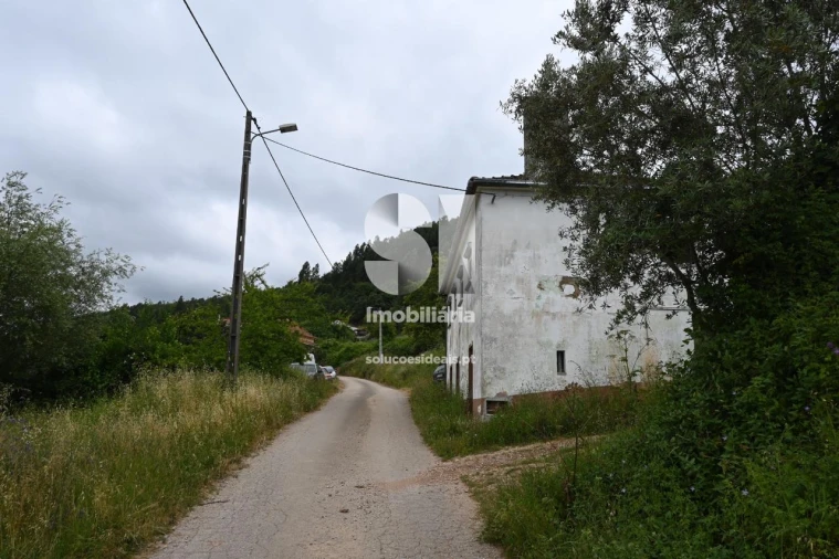 Moradia T5 para Venda em São Miguel, Santa Eufémia e Rabaçal Foto 9