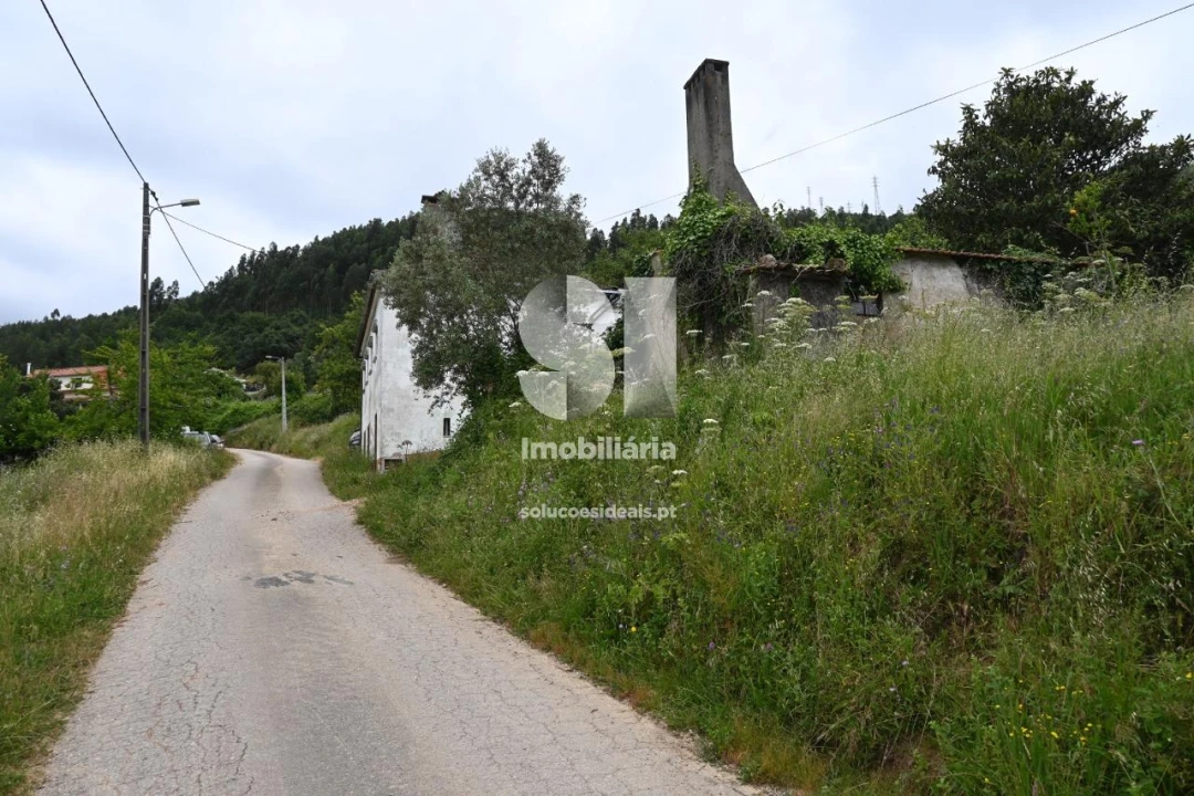 Moradia T5 para Venda em São Miguel, Santa Eufémia e Rabaçal Foto 8