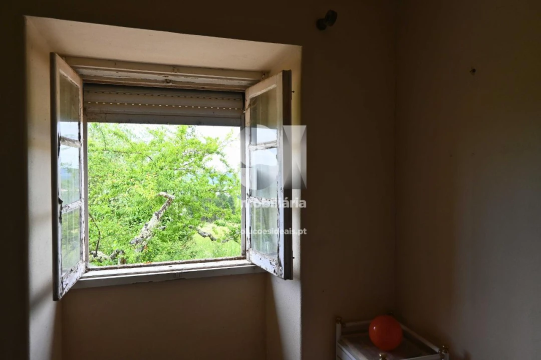 Moradia T5 para Venda em São Miguel, Santa Eufémia e Rabaçal Foto 24