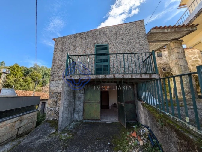 Moradia T2 para Venda em Vila Franca da Serra Foto 13