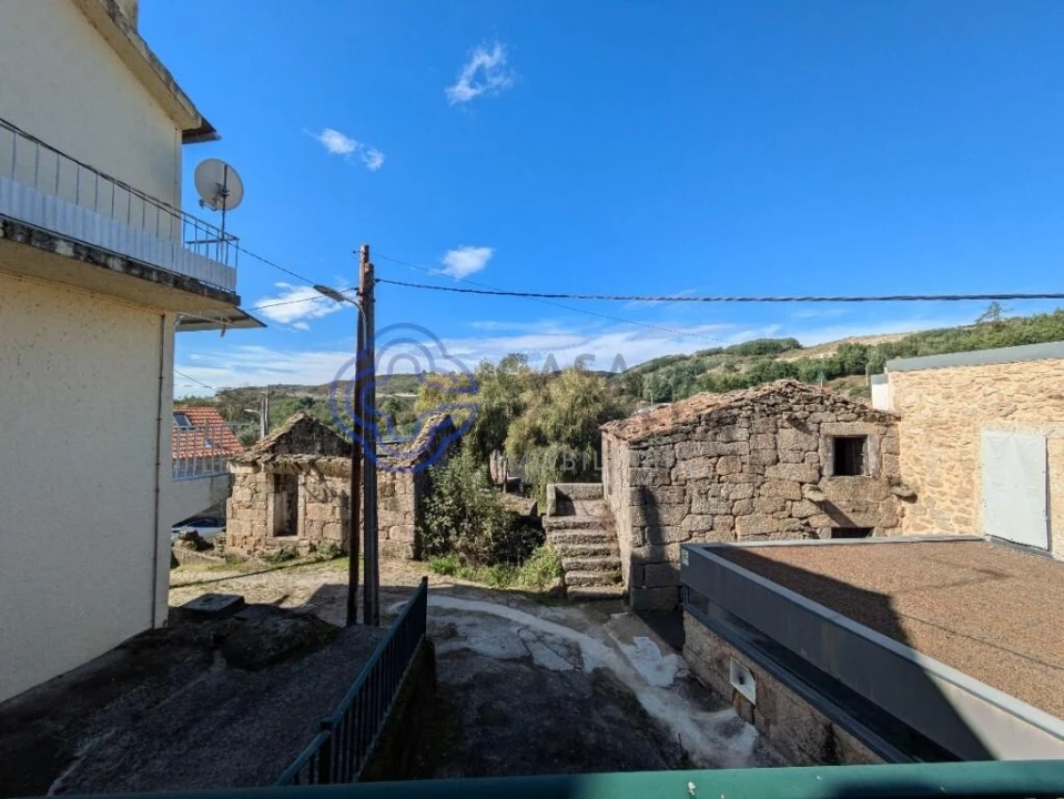 Moradia T2 para Venda em Vila Franca da Serra Foto 7