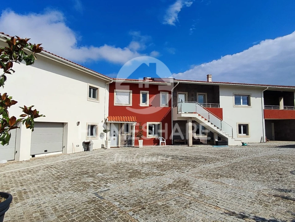 Moradia T7 para Venda em Mirandela Foto 2