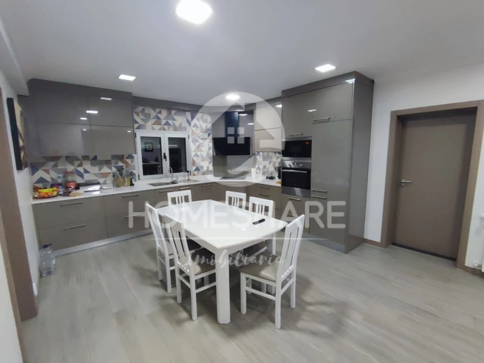 Moradia T7 para Venda em Mirandela Foto 10