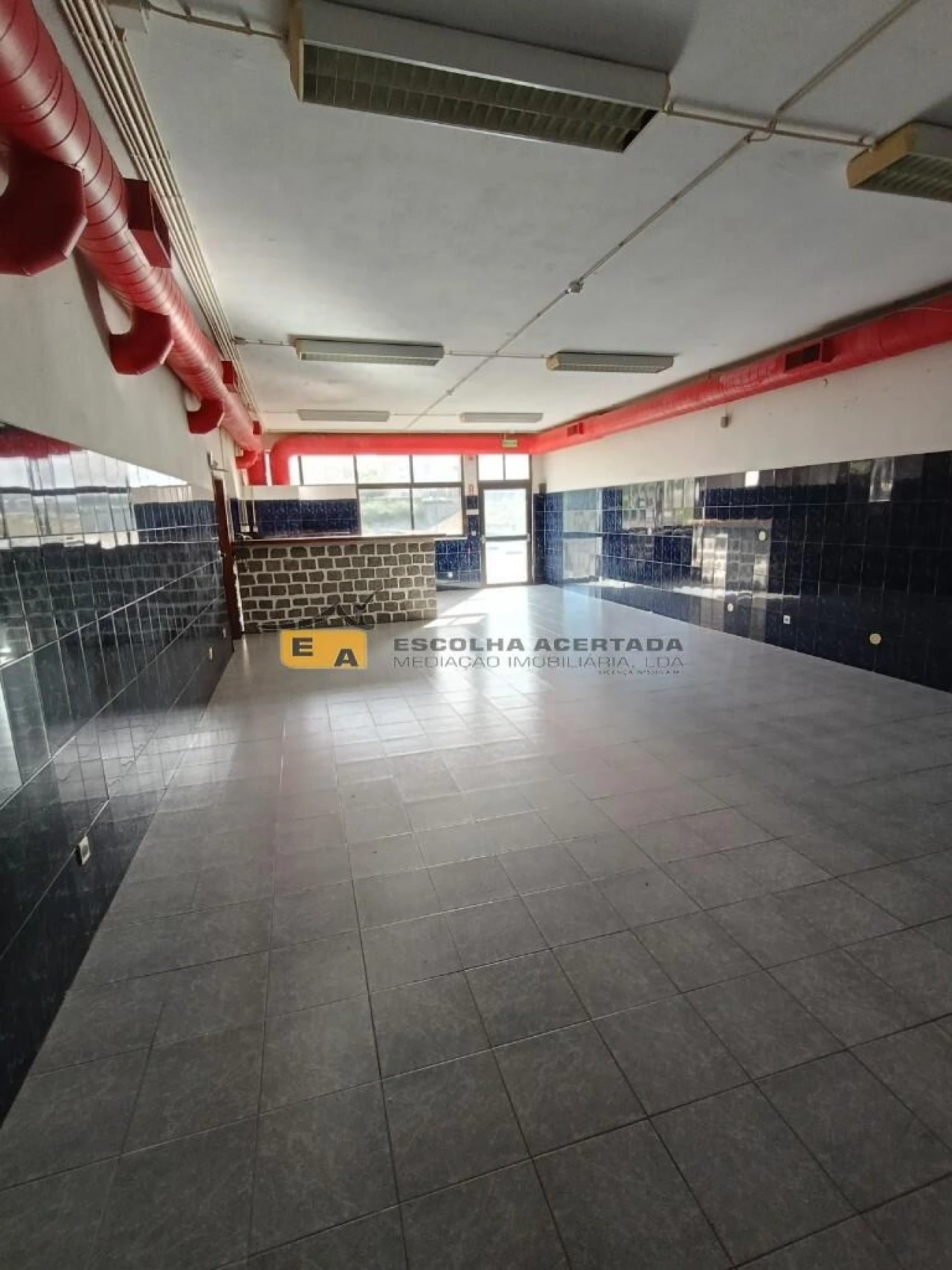 Loja para Venda em Cedofeita, Santo Ildefonso, Sé, Miragaia, São Nicolau e Vitória Foto 9