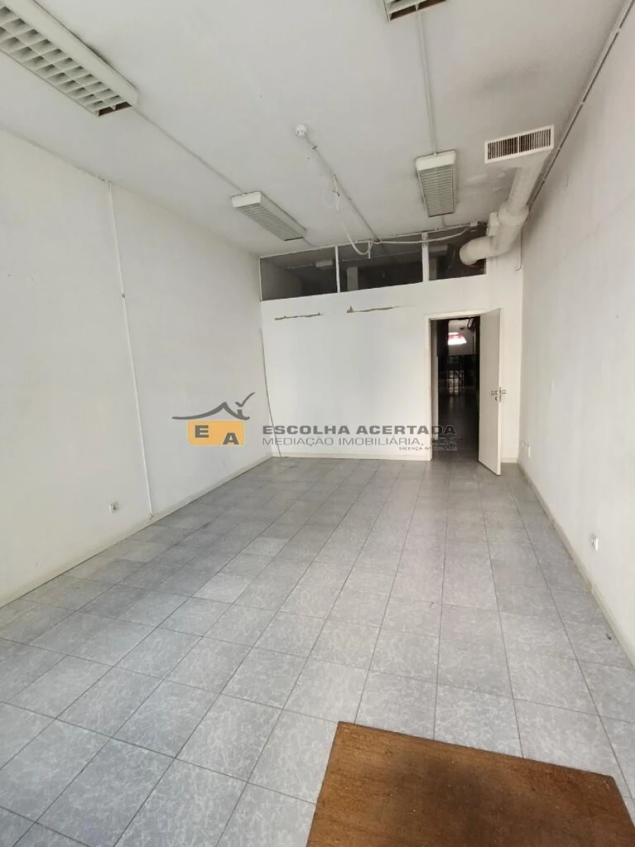 Loja para Venda em Cedofeita, Santo Ildefonso, Sé, Miragaia, São Nicolau e Vitória Foto 11