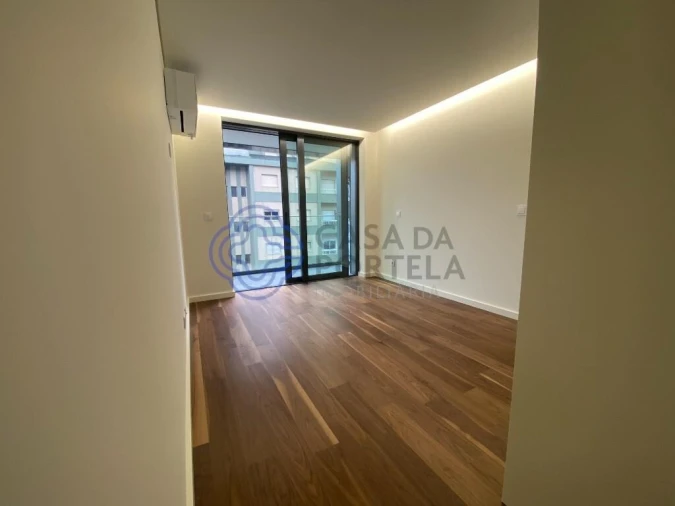 Apartamento T2 para Venda em Mafamude e Vilar do Paraíso Foto 7