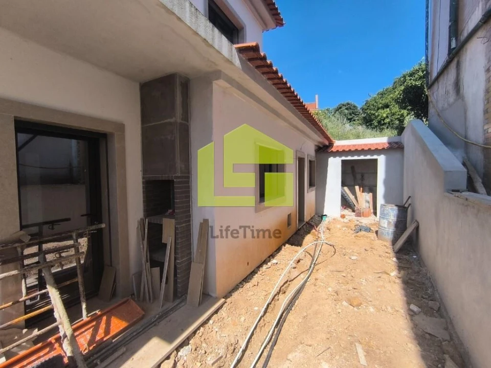 Moradia T4 para Venda em Assafarge e Antanhol Foto 10