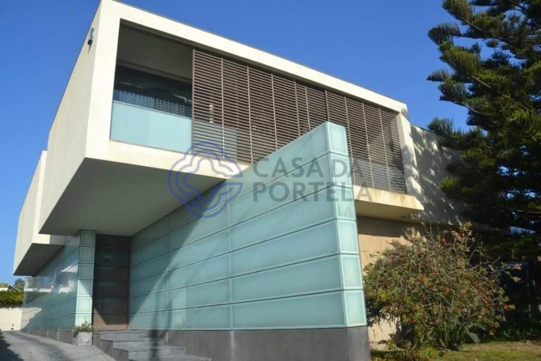 Moradia T4 para Venda em Gulpilhares e Valadares Foto 1