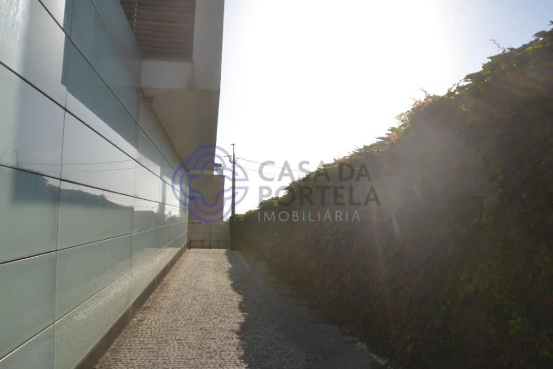 Moradia T4 para Venda em Gulpilhares e Valadares Foto 3