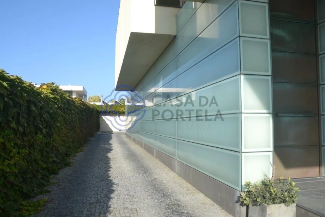 Moradia T4 para Venda em Gulpilhares e Valadares Foto 2