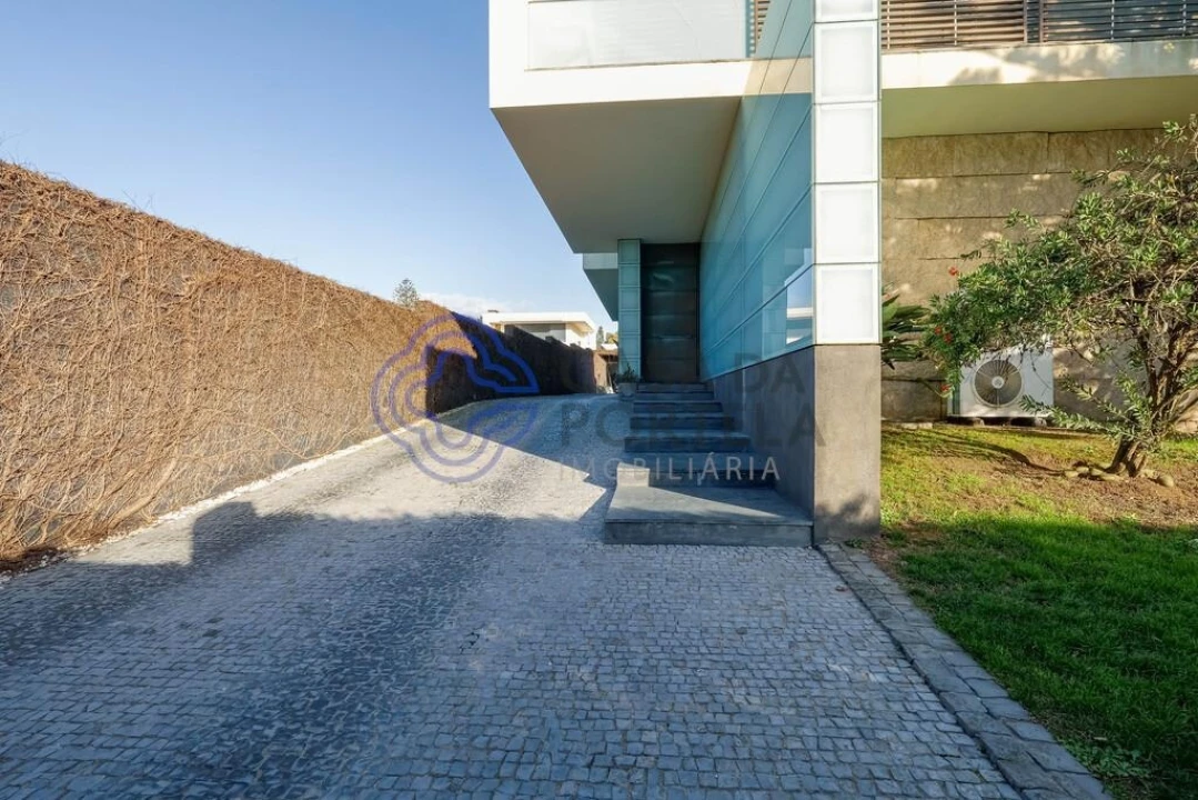 Moradia T4 para Venda em Gulpilhares e Valadares Foto 30