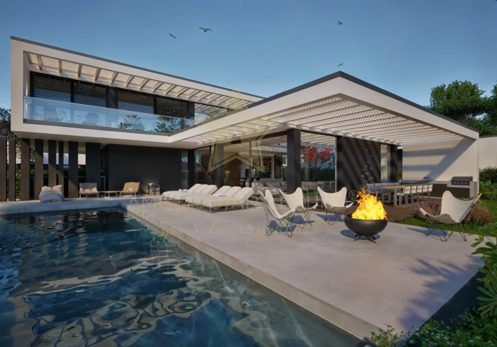 Moradia T4 para Venda em Colares Foto 19