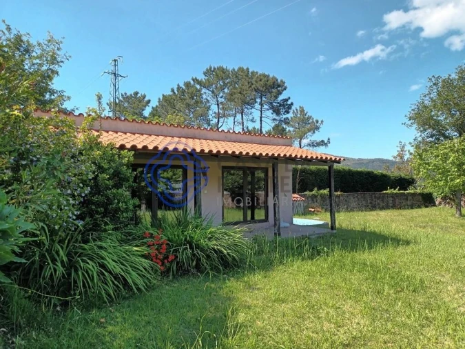 Moradia T4 para Venda em Covas Foto 17