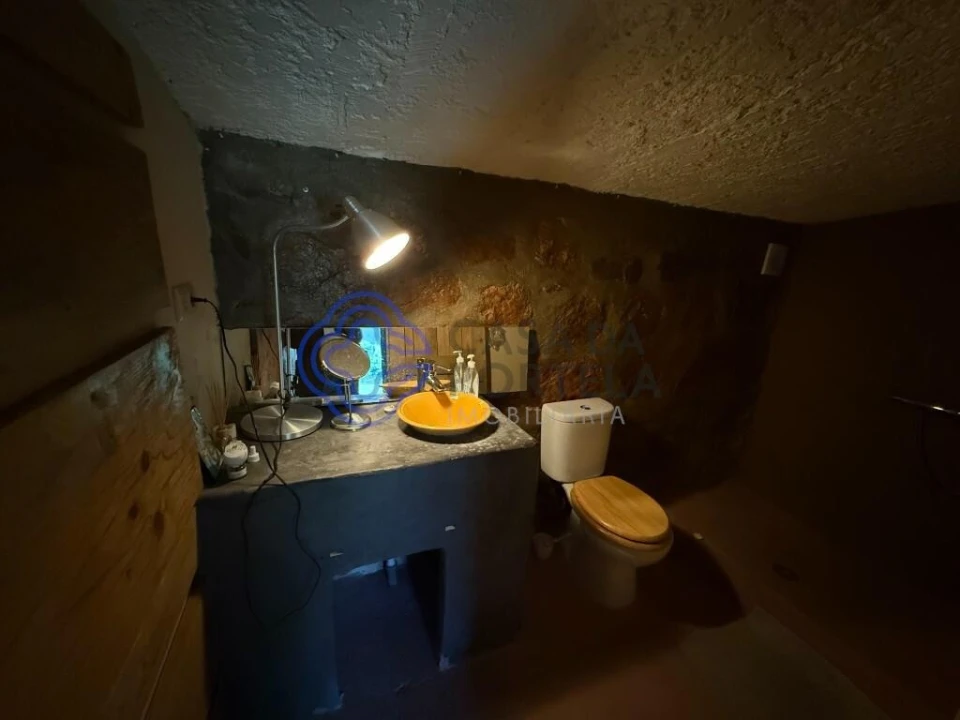 Moradia T4 para Venda em Covas Foto 48