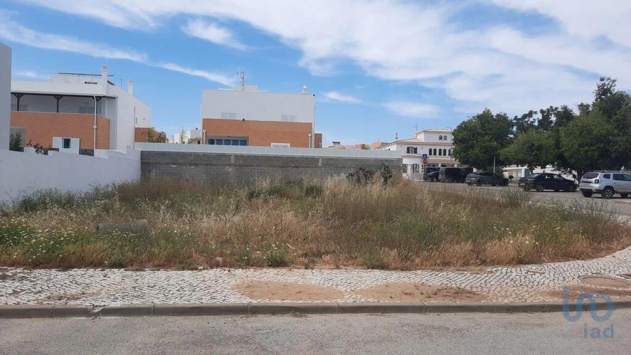 Terreno para Venda em Moncarapacho e Fuseta Foto 1