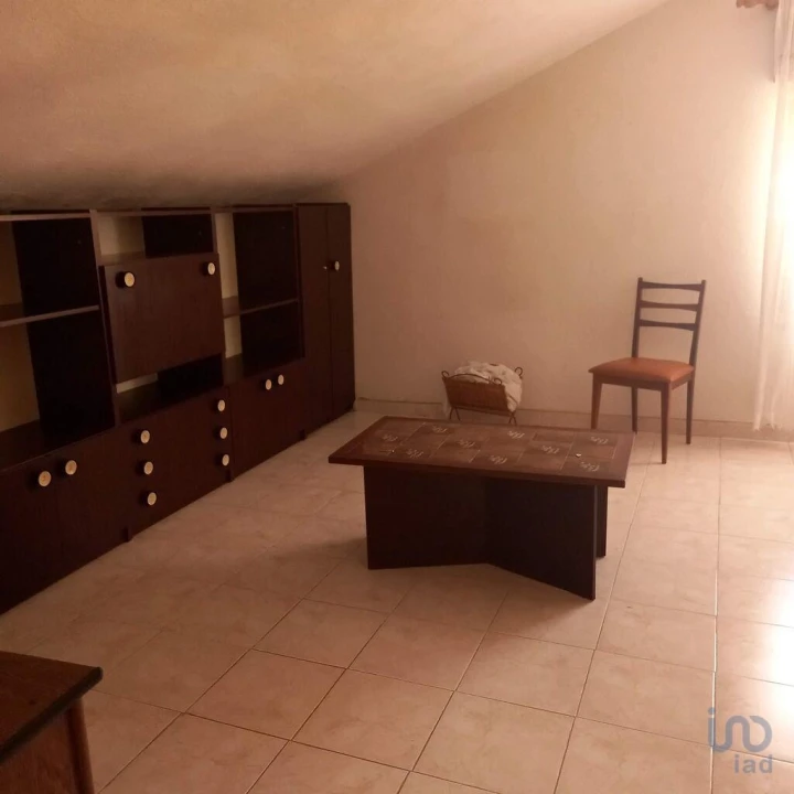 Moradia T4 para Arrendamento em Atouguia da Baleia Foto 12