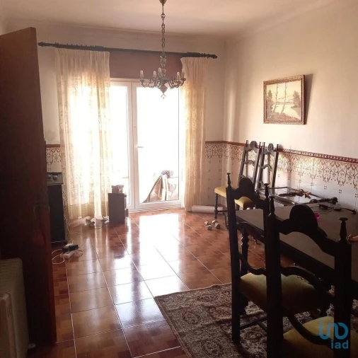 Moradia T4 para Arrendamento em Atouguia da Baleia Foto 7