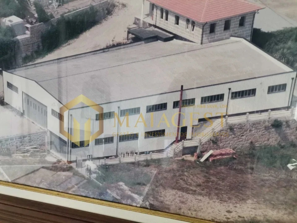 Armazém para Venda em Eiriz Foto 3