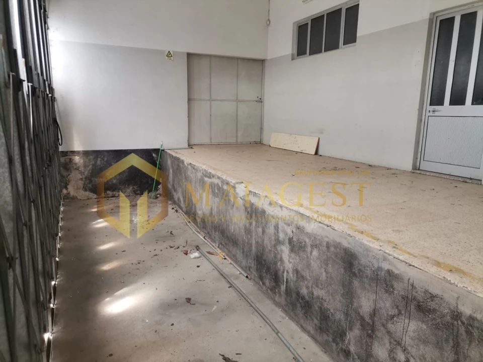 Armazém para Venda em Eiriz Foto 6
