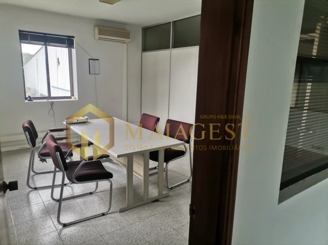 Armazém para Venda em Eiriz Foto 14