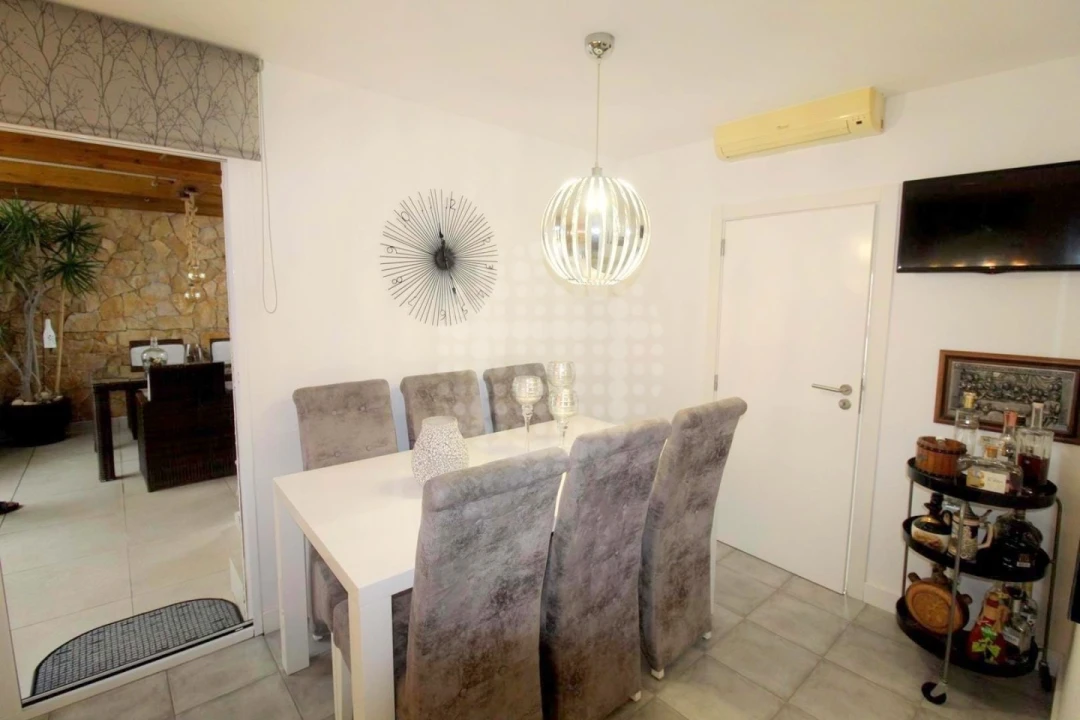Apartamento T4 para Venda em Albufeira e Olhos de Água Foto 6
