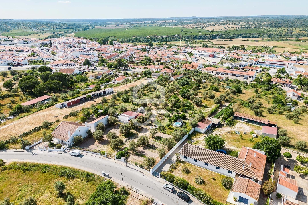 Quinta T2 para Venda em Mora Foto 46