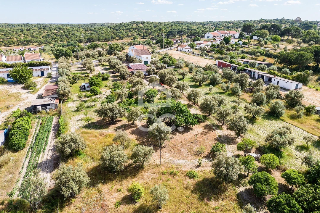 Quinta T2 para Venda em Mora Foto 52