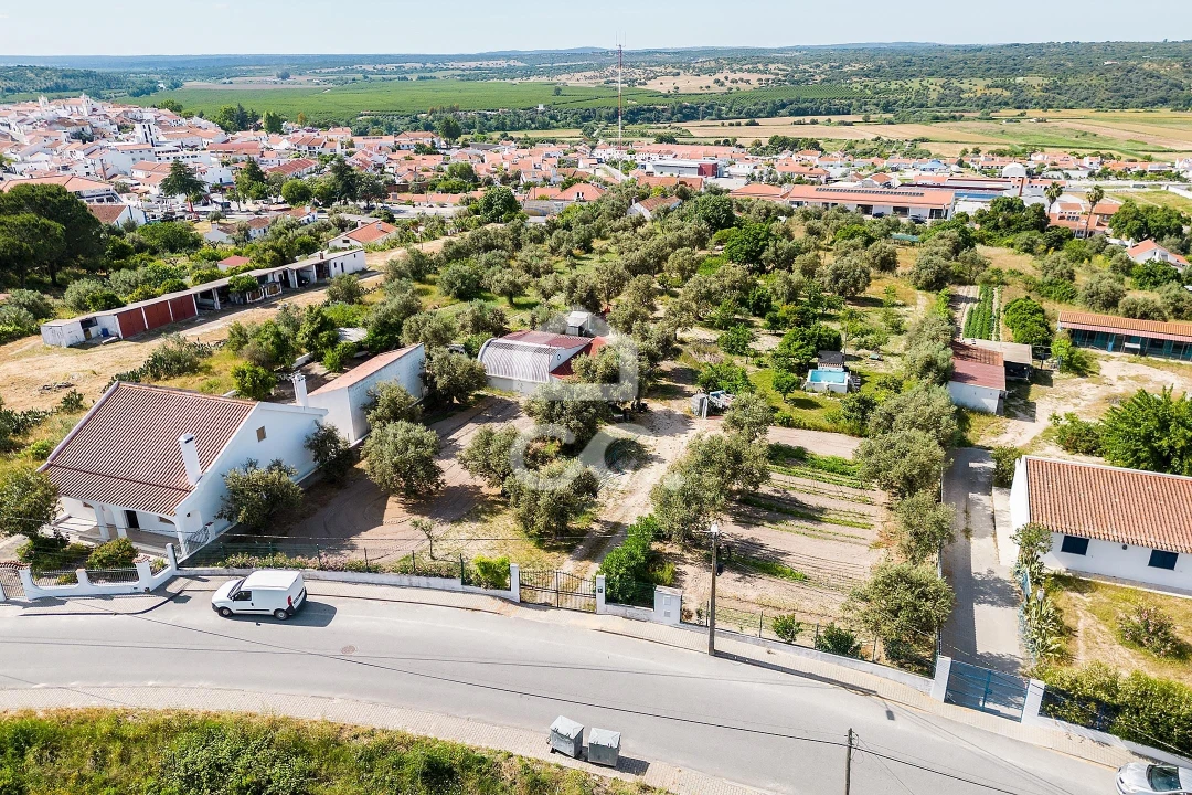 Quinta T2 para Venda em Mora Foto 47