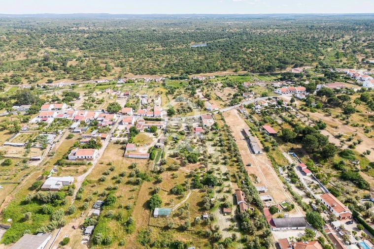 Quinta T2 para Venda em Mora Foto 41