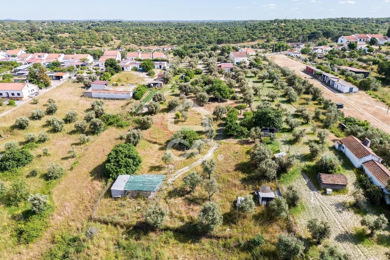 Quinta T2 para Venda em Mora Foto 50