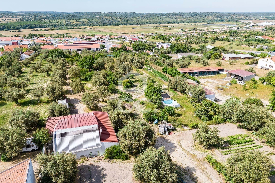 Quinta T2 para Venda em Mora Foto 49