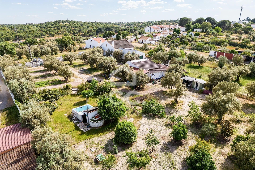 Quinta T2 para Venda em Mora Foto 55