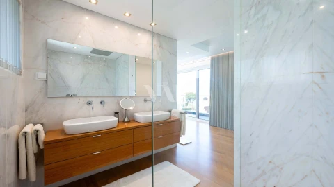 Moradia T5 para Venda em Guia