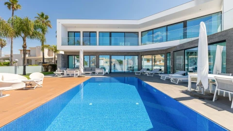 Moradia T5 para Venda em Guia