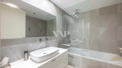 Moradia T5 para Venda em Guia