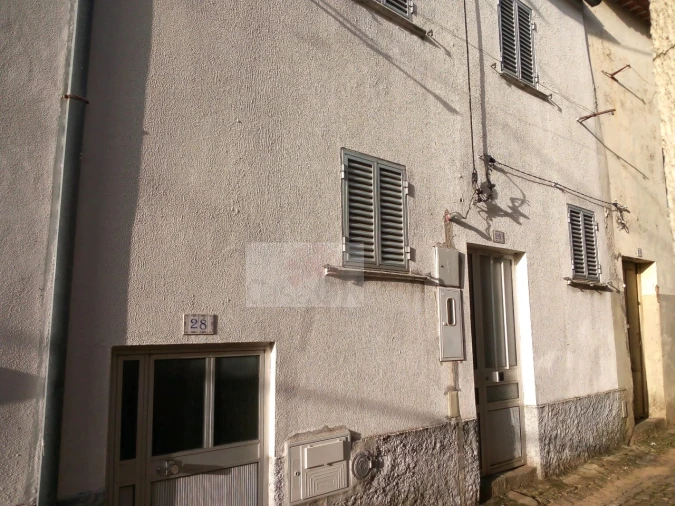 Moradia T3 para Venda em Souto da Casa Foto 1