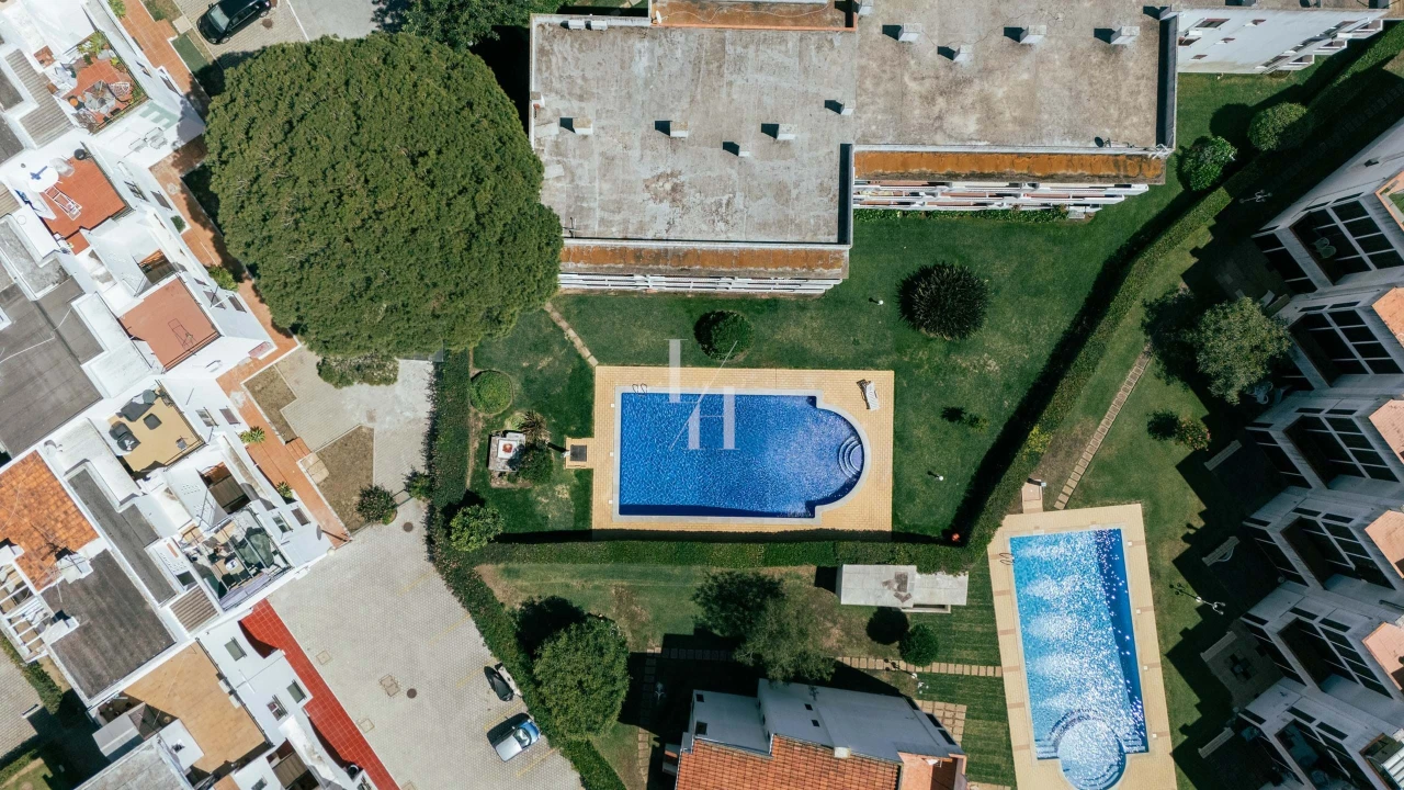 Apartamento T1 para Arrendamento em Quarteira Foto 22