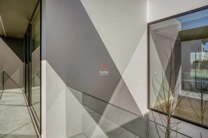 Apartamento T5 para Venda em Agualva e Mira-Sintra