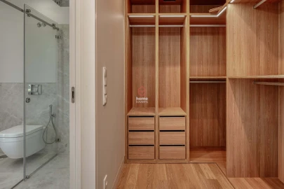 Apartamento T5 para Venda em Agualva e Mira-Sintra