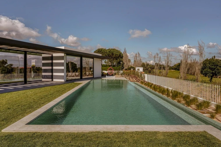 Apartamento T5 para Venda em Agualva e Mira-Sintra Foto 32