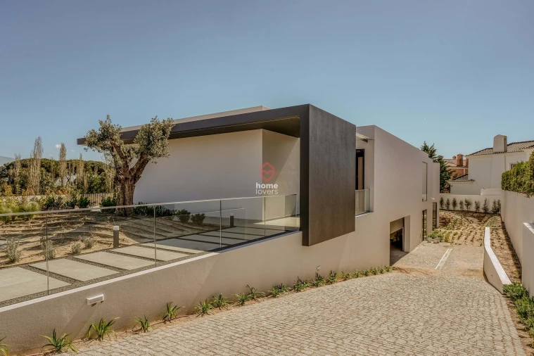 Apartamento T5 para Venda em Agualva e Mira-Sintra Foto 33