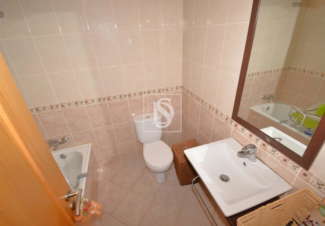 Moradia T5 para Venda em Rebordãos Foto 13