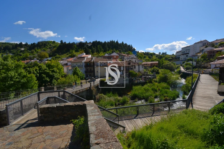 Moradia para Venda em Sé, Santa Maria e Meixedo Foto 22