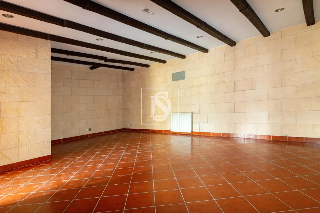 Moradia T4 para Venda em Almalagues Foto 26