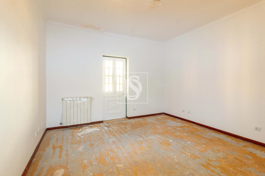 Moradia T4 para Venda em Almalagues Foto 31