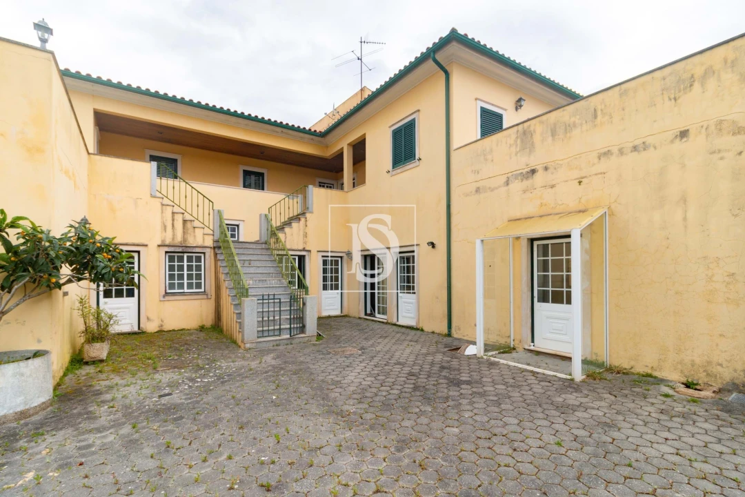 Moradia T4 para Venda em Almalagues Foto 17